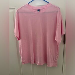 Women’s Old Navy T -Shirt  size Large